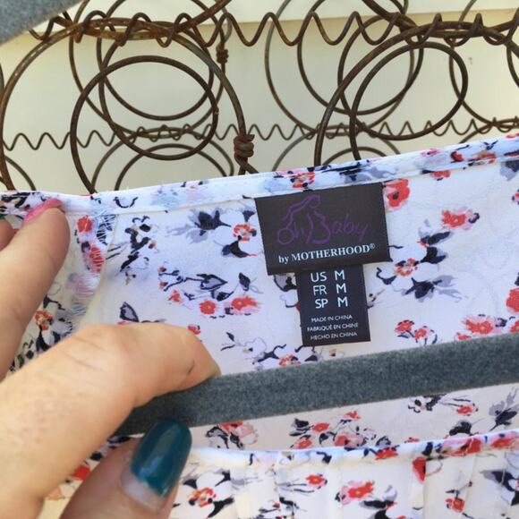 Motherhood Oh Baby short sleeve floral blouse slinky MEDIUM maternity - Picture 2 of 5